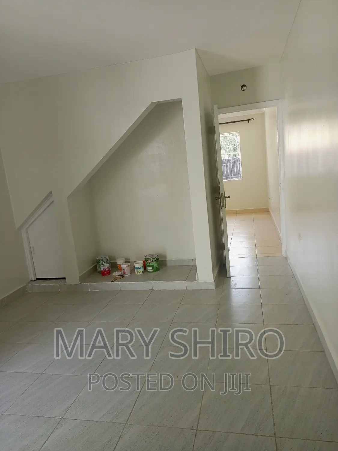 4bdrm Mansion in South B for rent