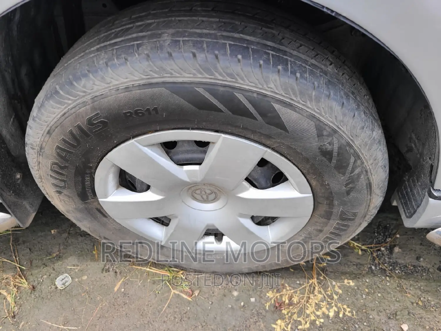Toyota HiAce 2016 Silver