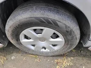 Toyota HiAce 2016 Silver
