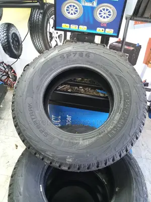 235/75r15 Sportrak All-Terrain