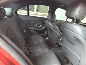 Mercedes-Benz C180 2016 Red