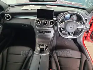 Mercedes-Benz C180 2016 Red
