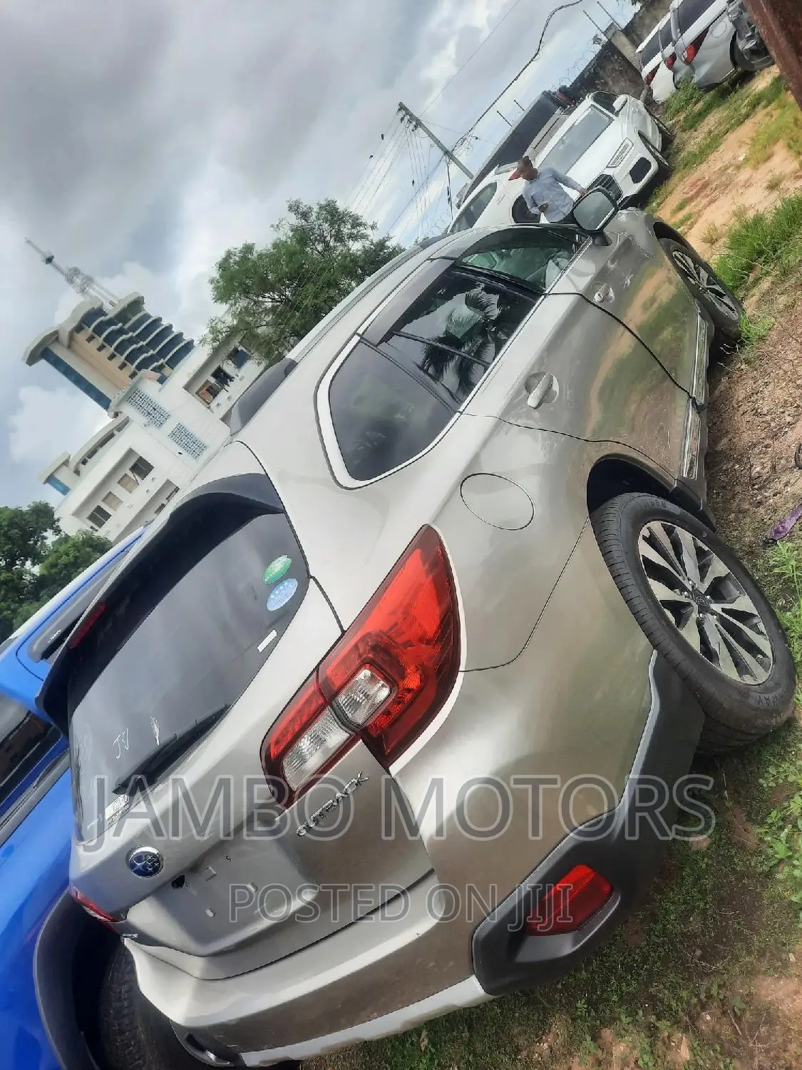 Subaru Outback 2.5i AWD 2016 Gold