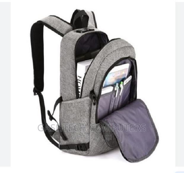 HP Commuter Backpack//HP Commuter Backpack