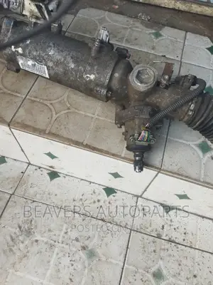 Crown 2005-2009 Steering Rack With Motor