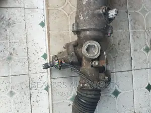 Crown 2005-2009 Steering Rack With Motor