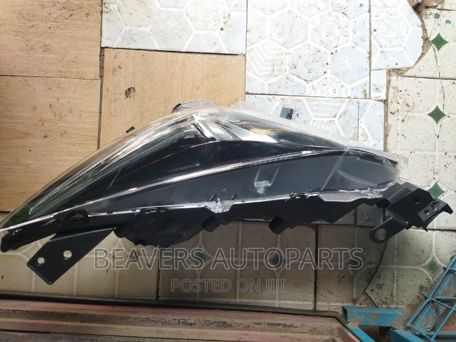 Axela 2014-2016 Zenon Headlight