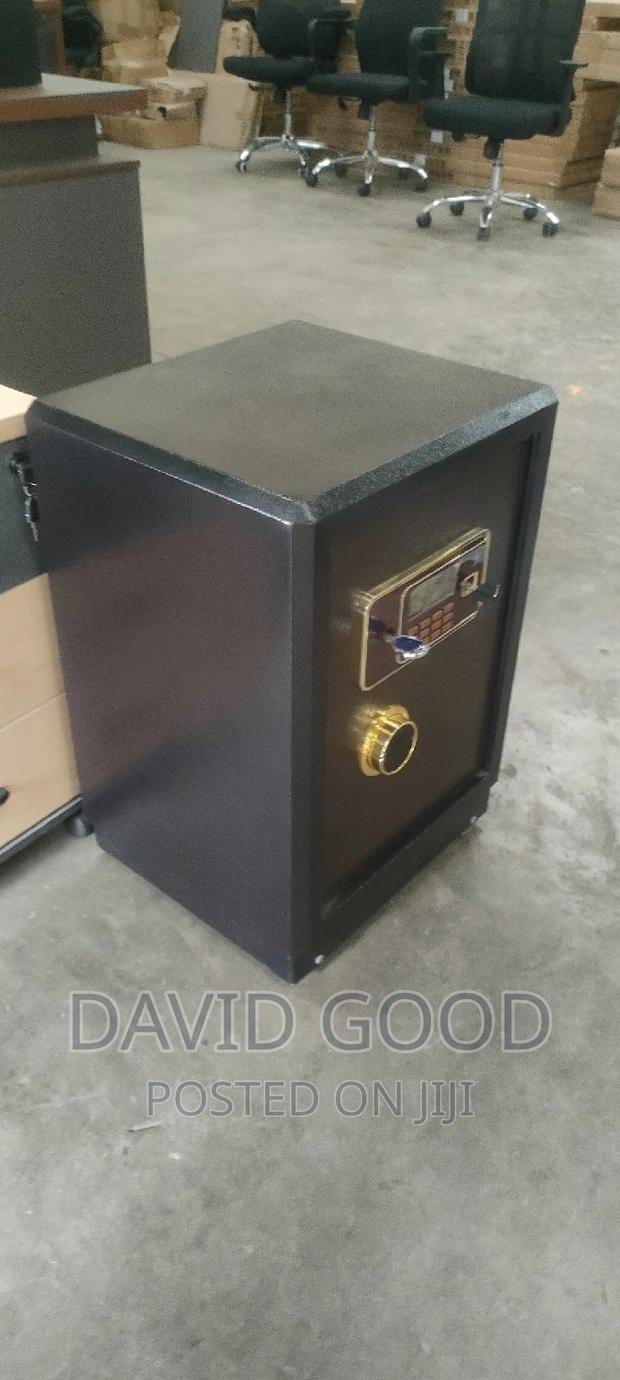 Safe Box Safe Box Save Safe Box Safe Box - thumbnail 2