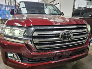 Toyota Land Cruiser 2017 Red