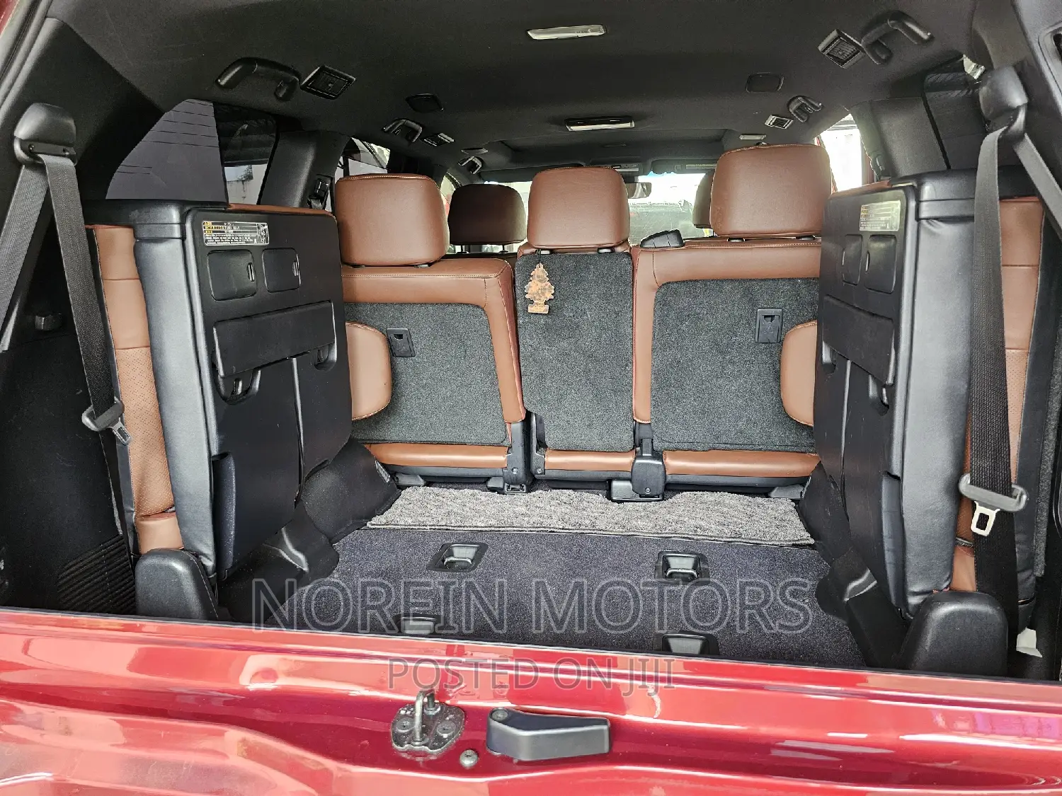 Toyota Land Cruiser 2017 Red