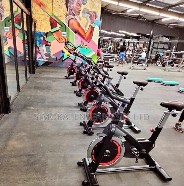 Commercial 18kg Flywheel Spinning Bikes