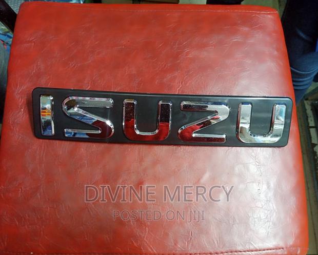 Isuzu Dmax Front Log - main view