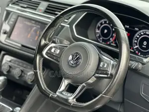 Volkswagen Tiguan 2017 Black