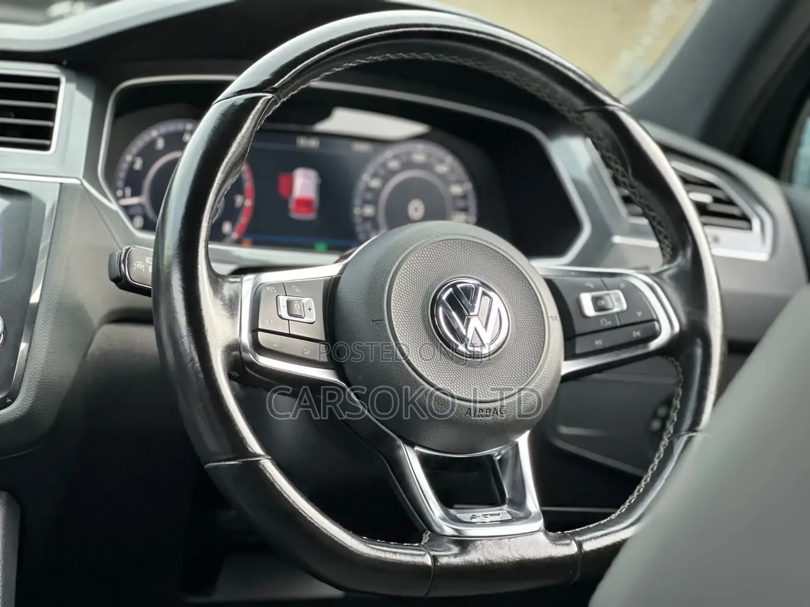Volkswagen Tiguan 2017 Black