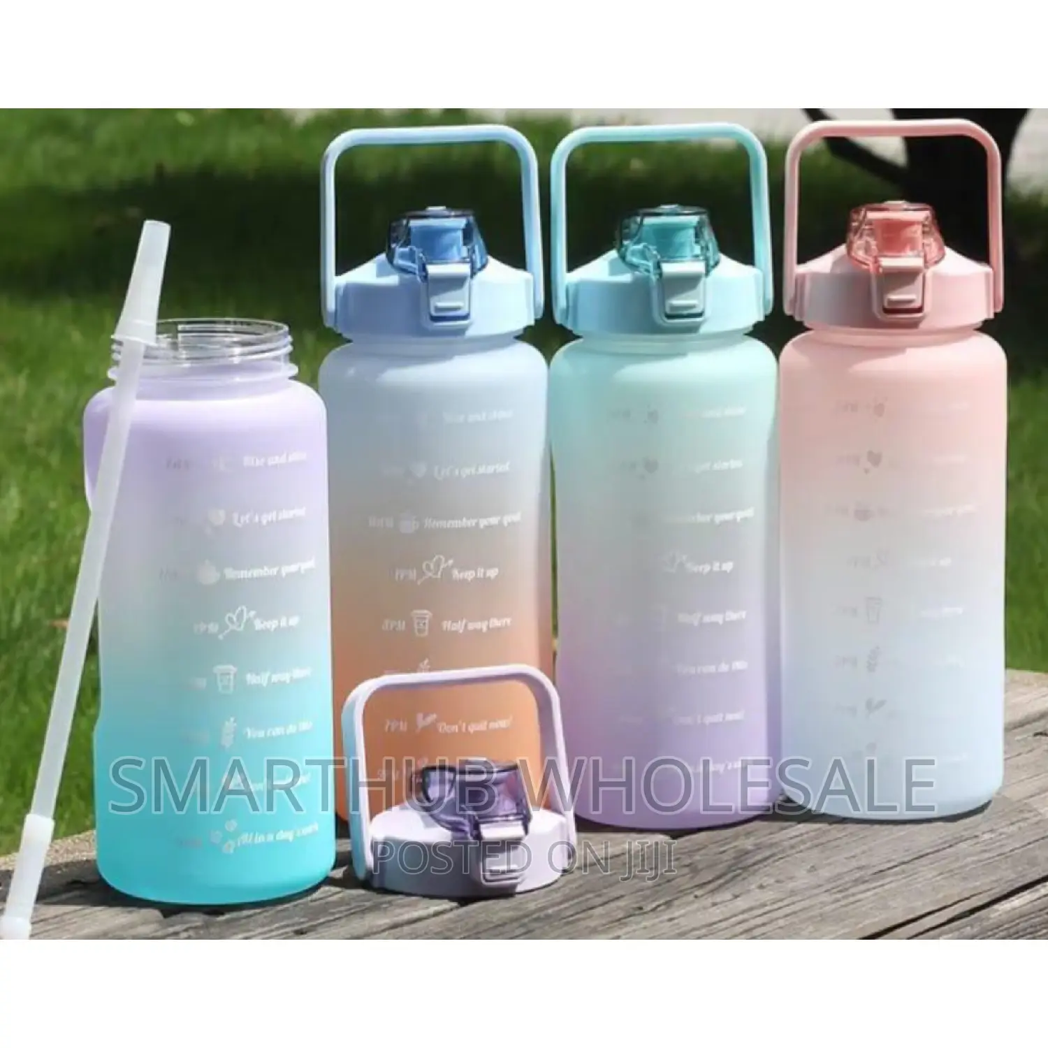 2L Motivational Water Bottle With a Straw