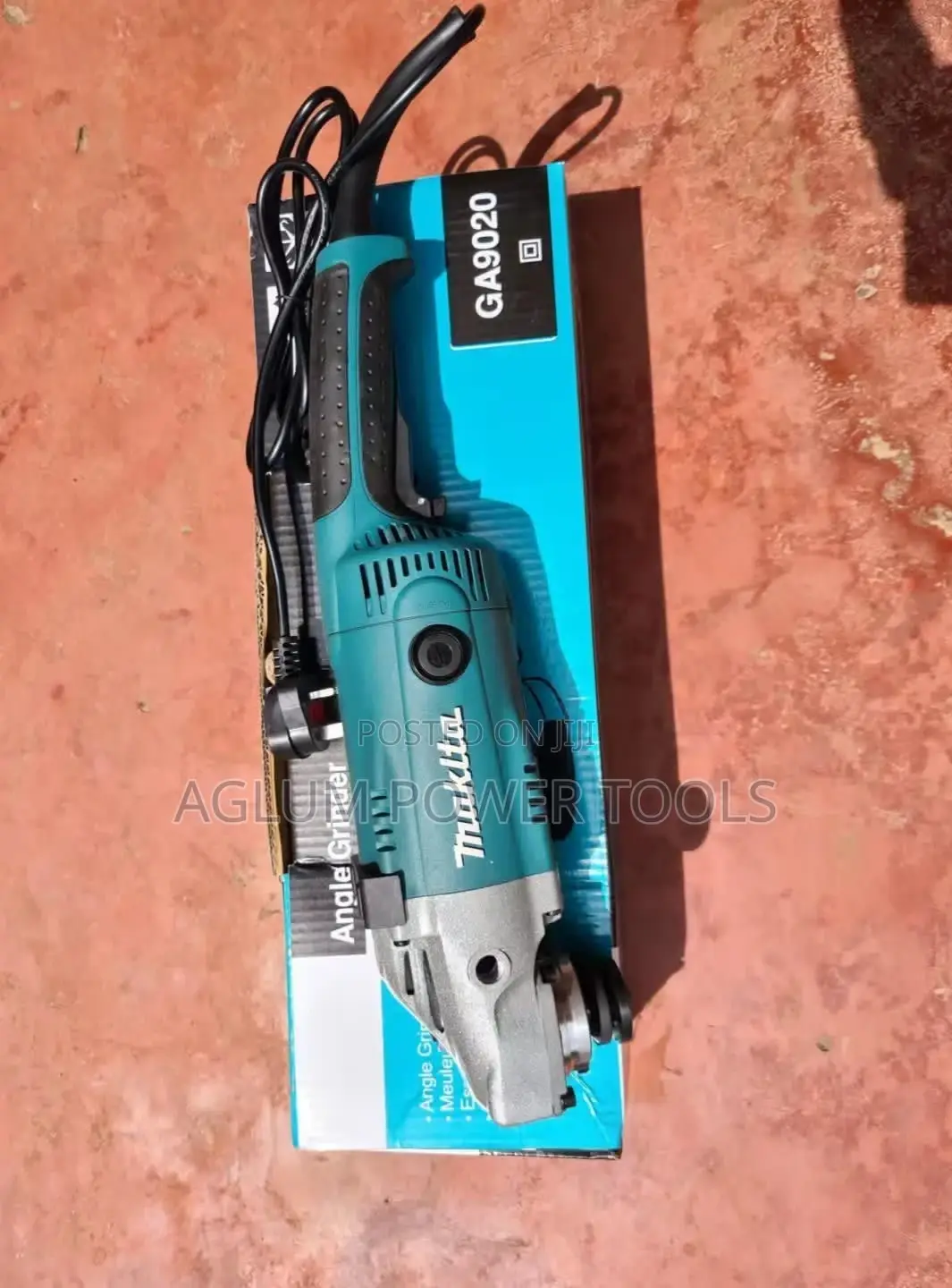 Makita Grinder 9 ' Inch