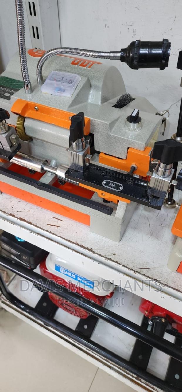 Key Cutting