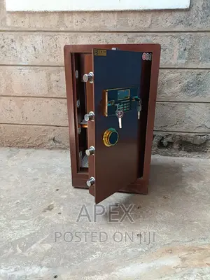 Safe Box 70cm.