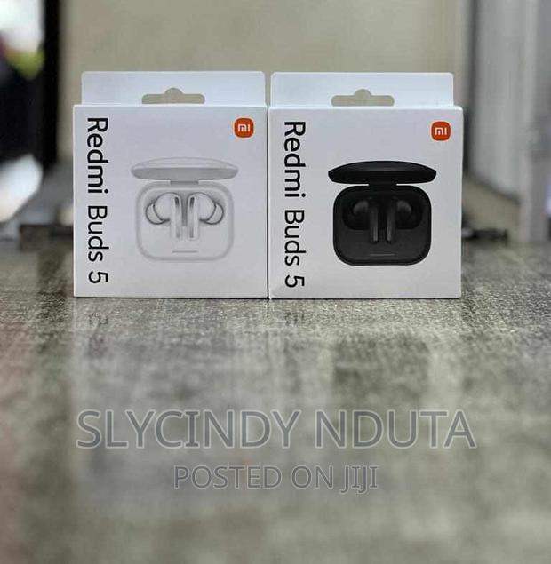 Redmi Buds 5 - main view