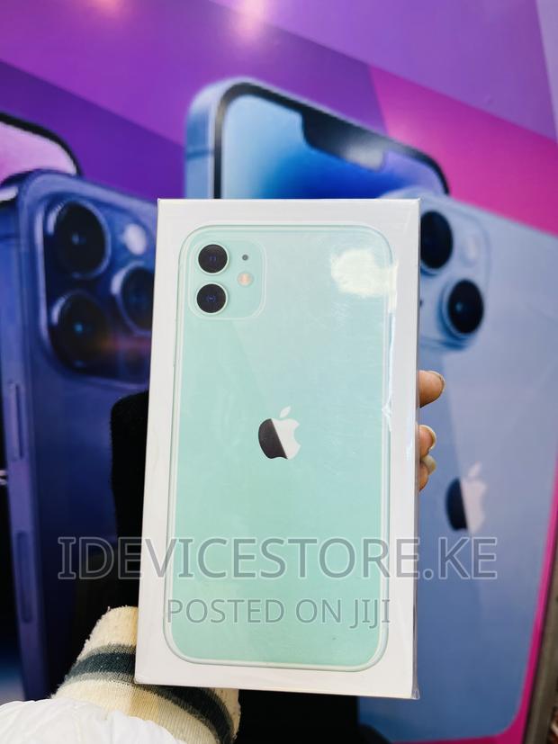 New Apple iPhone 11 128 GB Green - main view