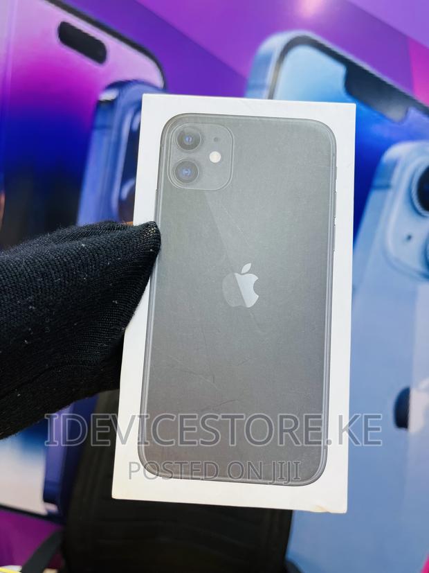 New Apple iPhone 11 128 GB Black - thumbnail 2