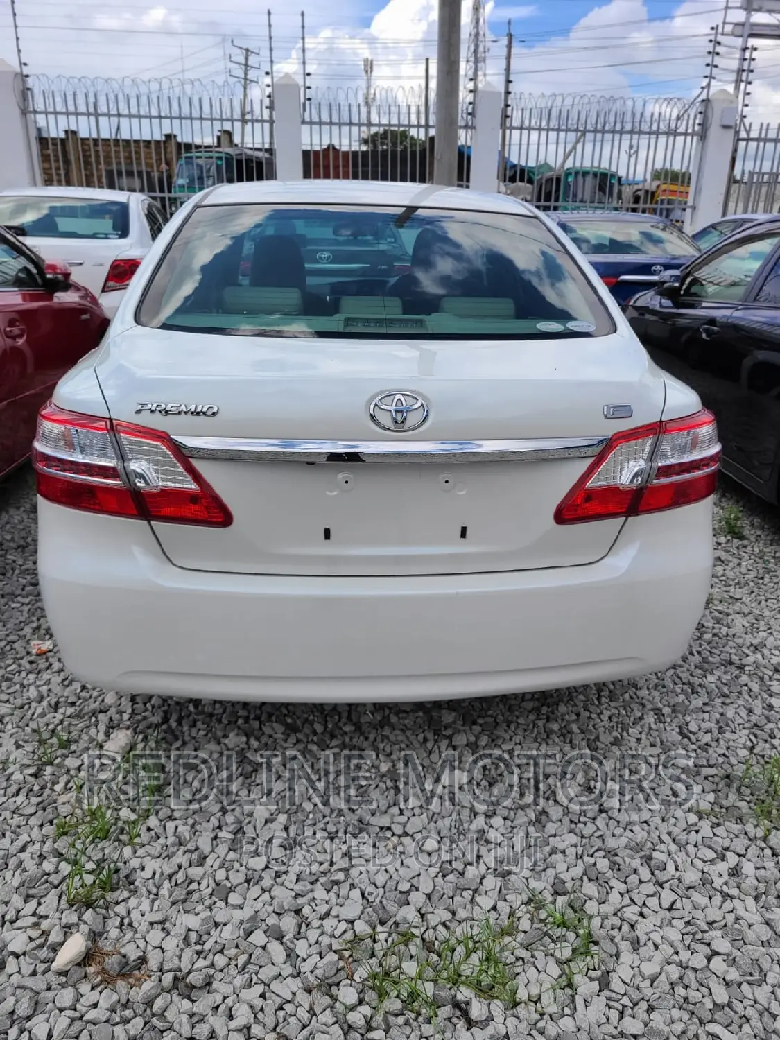 Toyota Premio 2016 Pearl