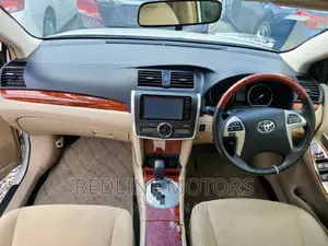 Toyota Premio 2016 Pearl