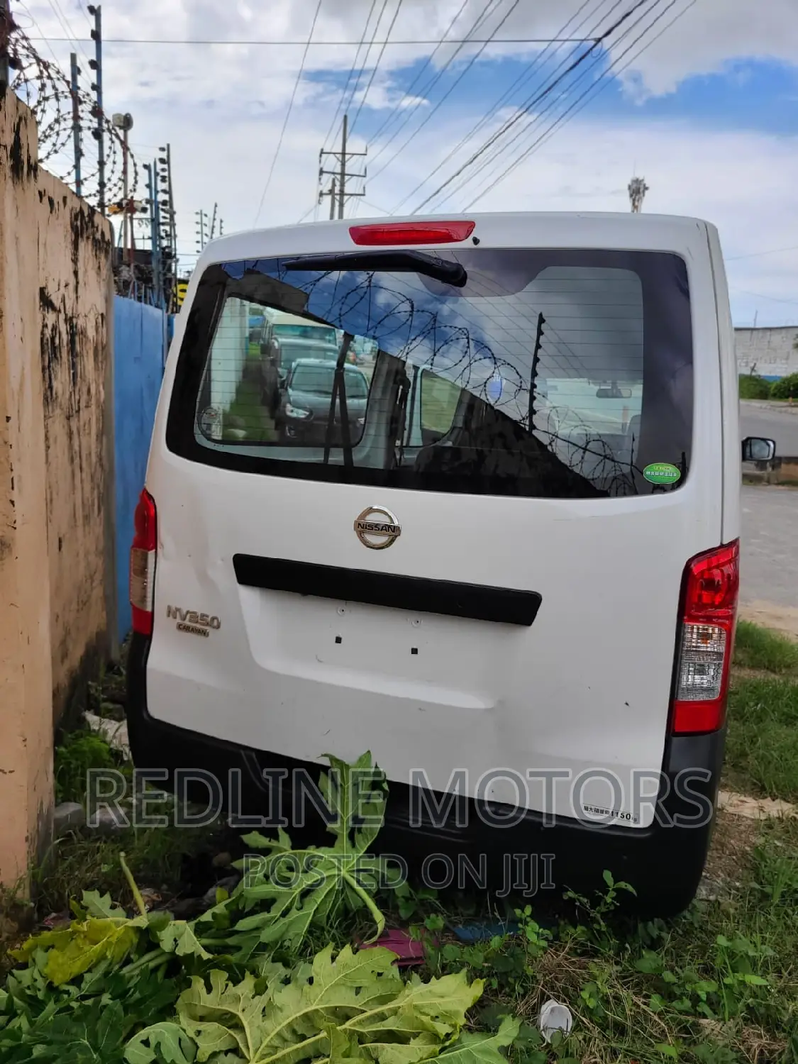Nissan Caravan (Urvan) 2016 White