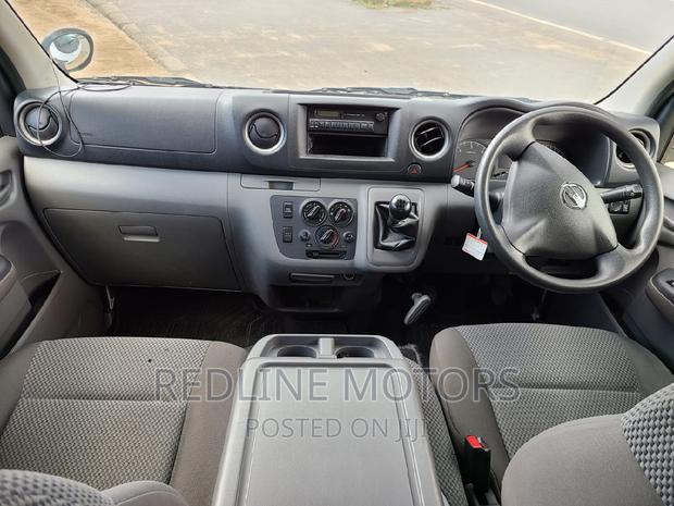 Nissan Caravan (Urvan) 2016 White - thumbnail 2