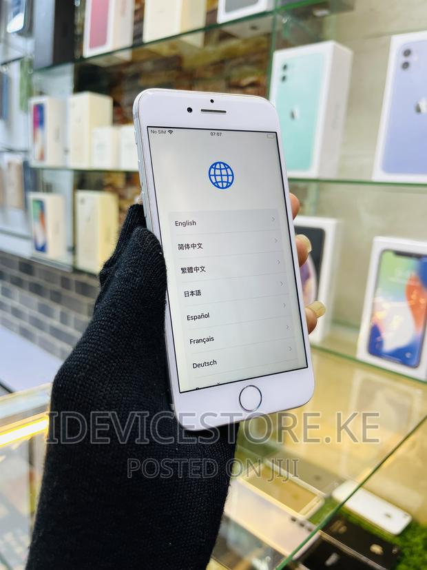 Apple iPhone 7 32 GB Silver - thumbnail 3