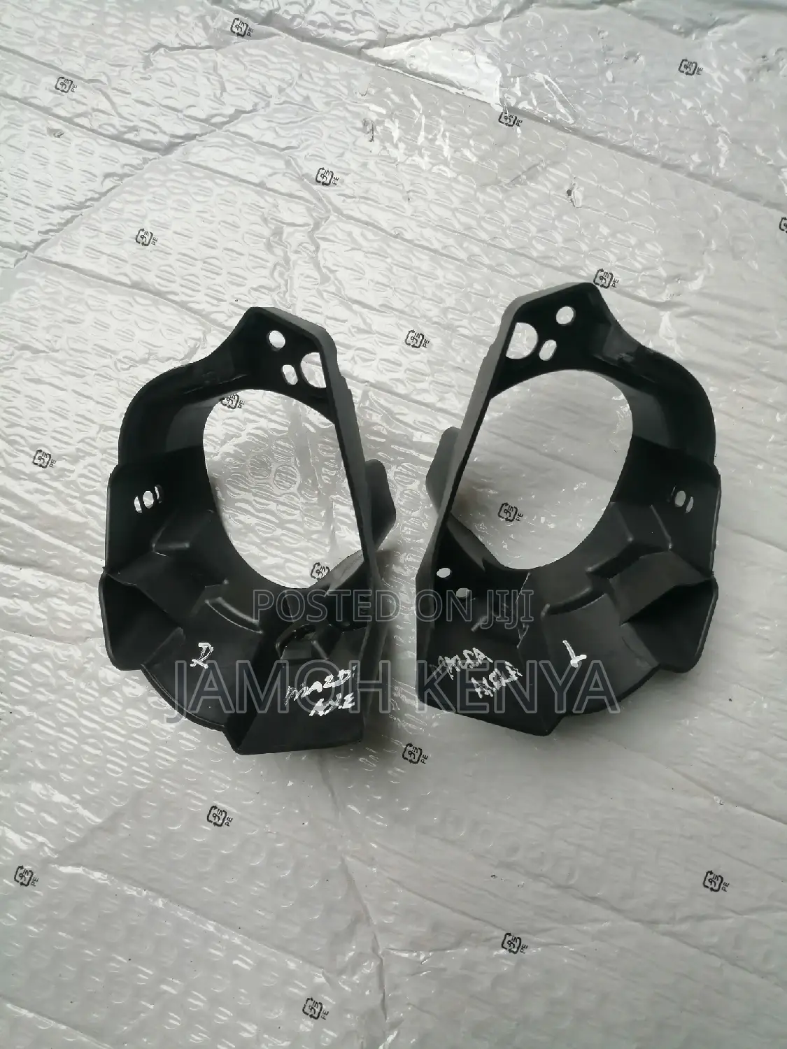 Mazda Axela Fog Lights Bracket