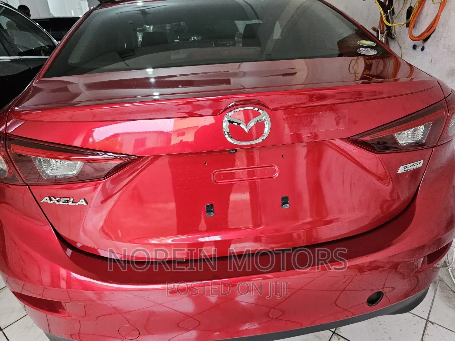 Mazda Axela 2017 Red