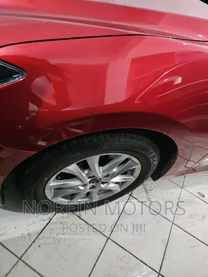 Mazda Axela 2017 Red