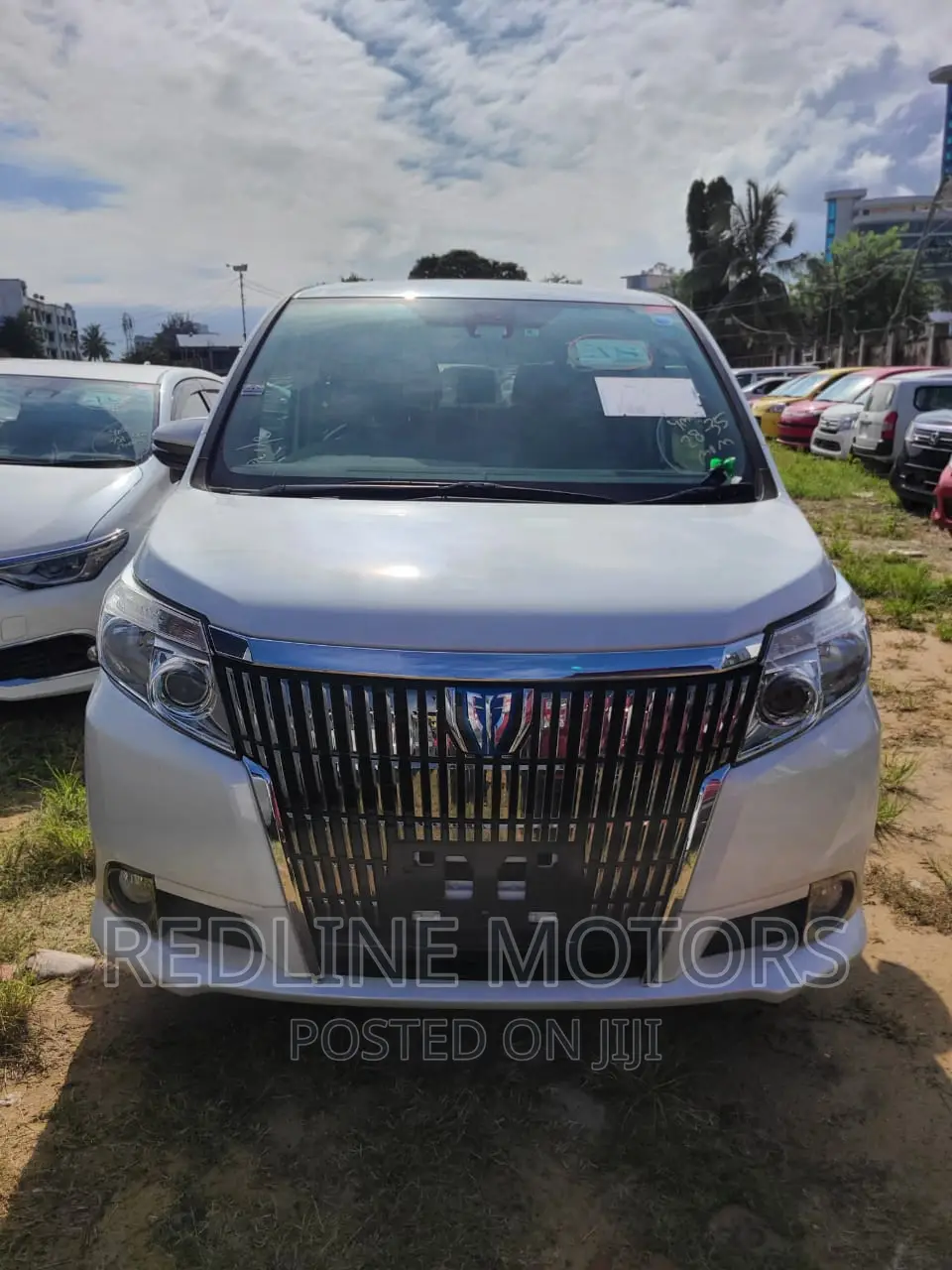 Toyota Esquire 2016 Pearl