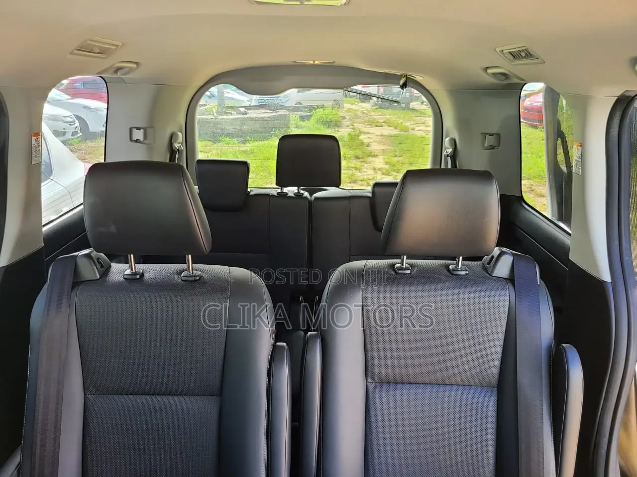Toyota Esquire 2016 Pearl