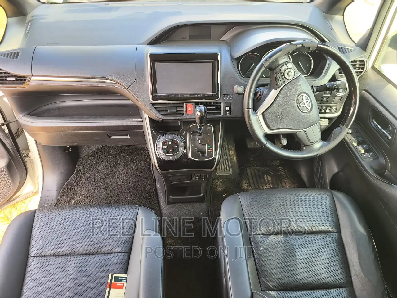 Toyota Esquire 2016 Pearl