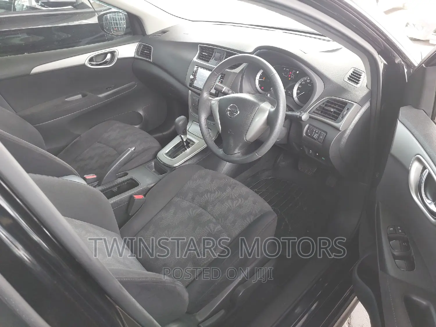 Nissan Bluebird 2017 Black