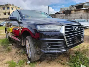 Audi Q7 2017 Black