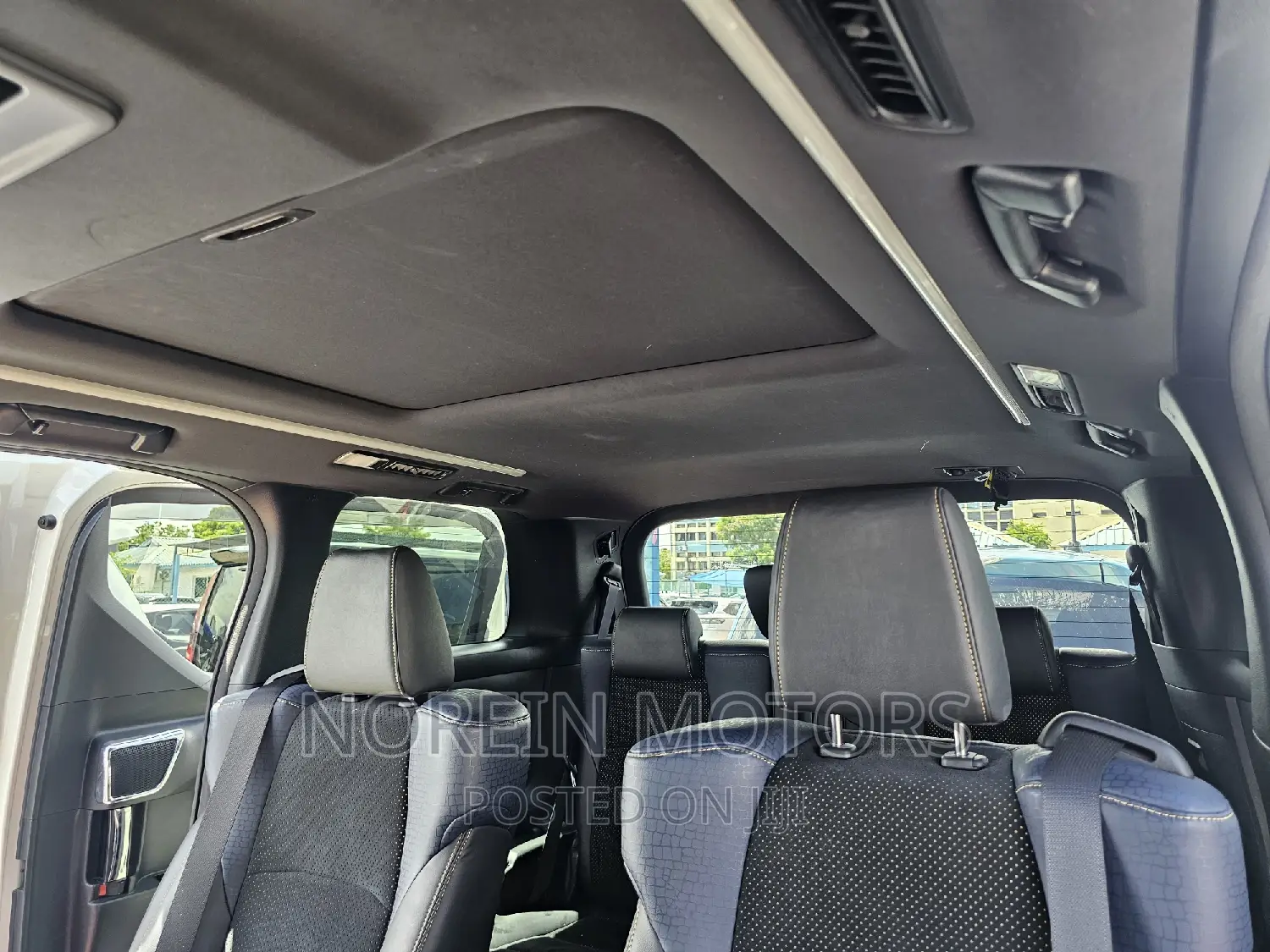 Toyota Vellfire 2017 Off white
