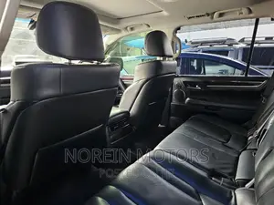 Mercedes-Benz E200 2017 Gray