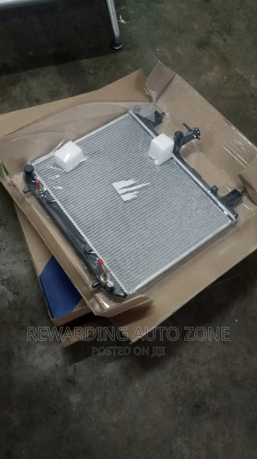 Toyota Rush New Model Automatic Radiator.