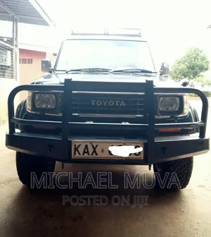 Toyota Land Cruiser 70 LWB 1995 Green