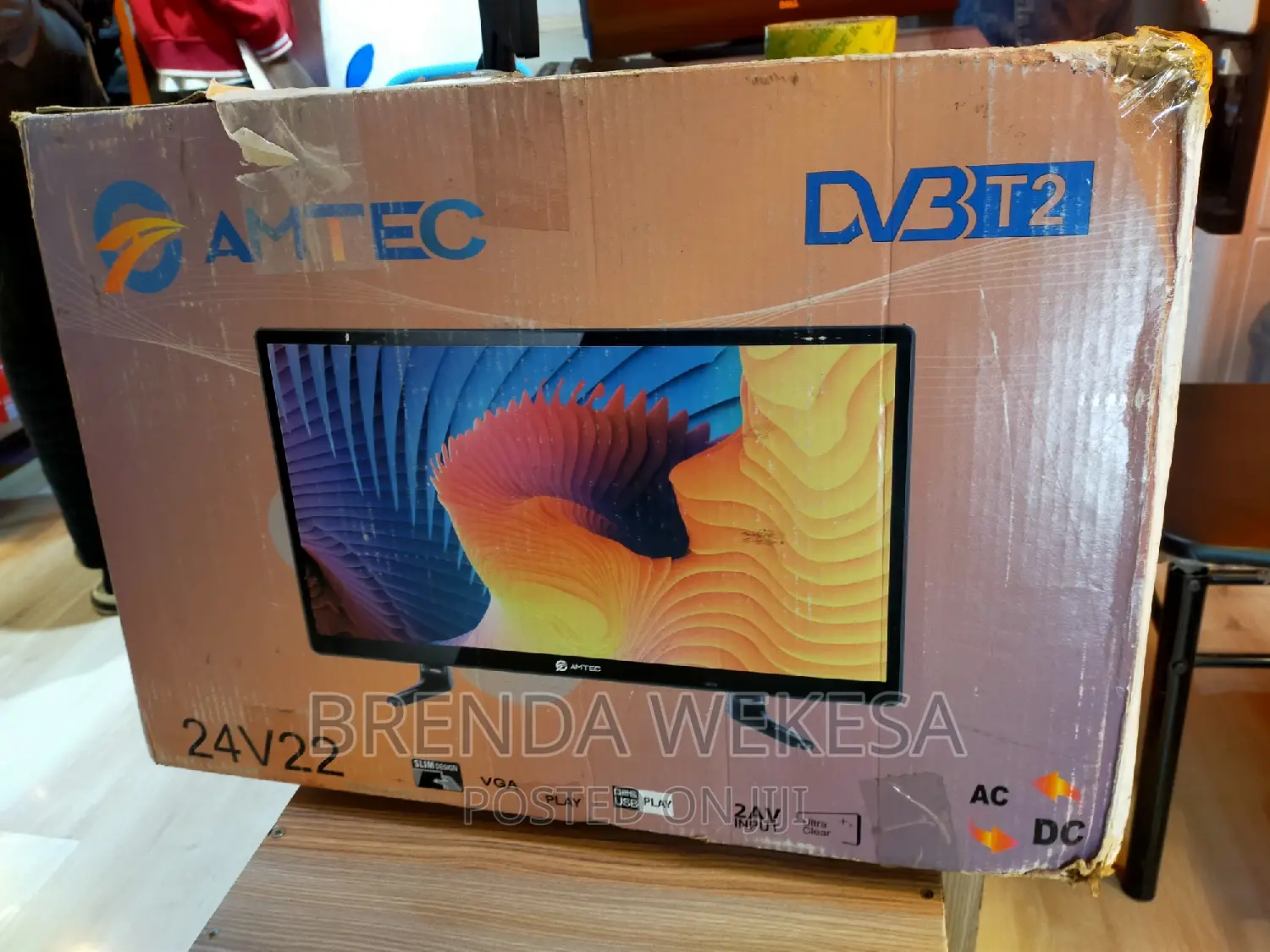 Amtec 24 Inch Digital Ac/Dc Solar Tv
