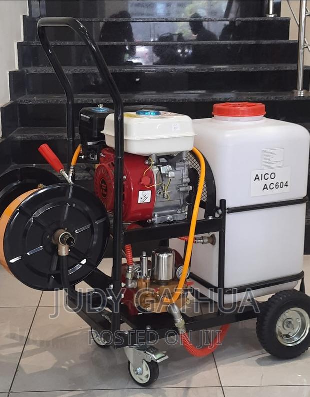 Sprayer Pump With 60ltr Tank