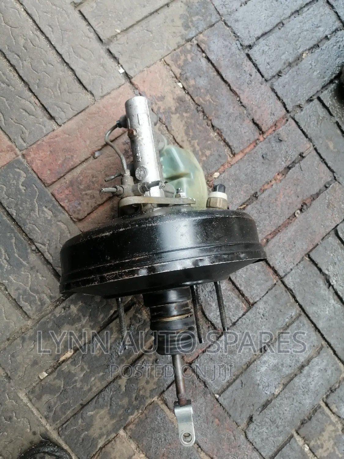 Toyota Hilux Complete Booster With Master Cylinder