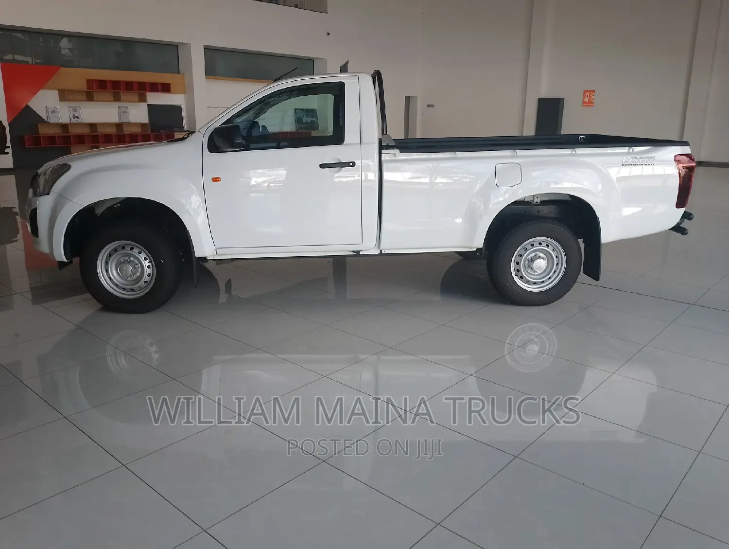 New Isuzu D-MAX 2023 White