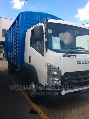 Isuzu FRR 90 (Enclosed Body)