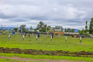 40*80 Plots in Kamulu ^AC
