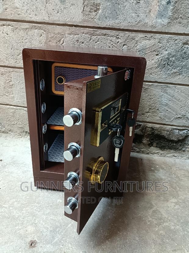 70kgs Safe Box - thumbnail 3