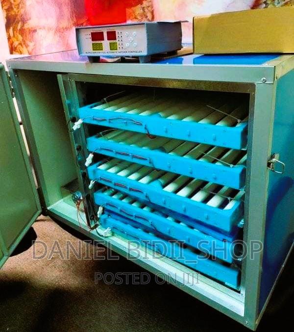 Digital Ac Dc Incubator 350eggs 160watts - thumbnail 3